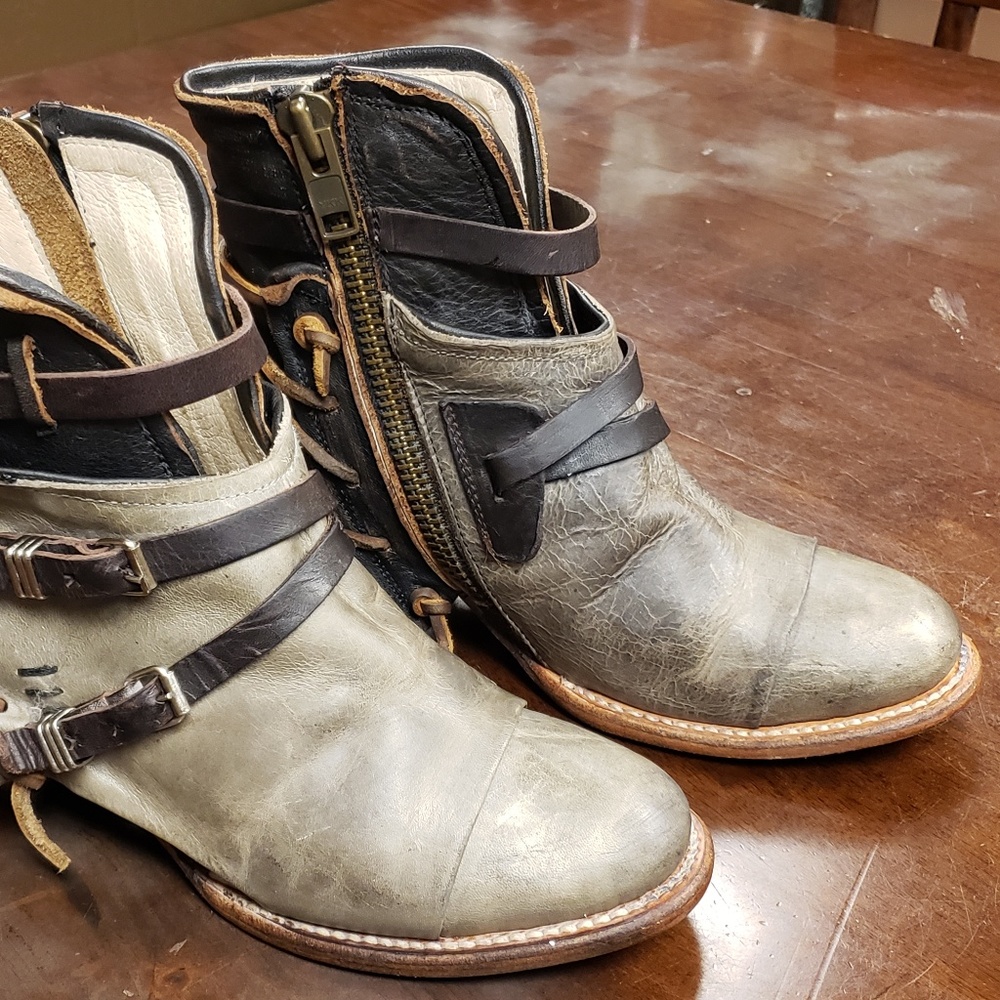 Freebird Crue Ankle Boots Size 9